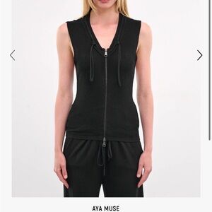 Aya Muse Cashmere&silk Black Zip-Front Sleeveless Top